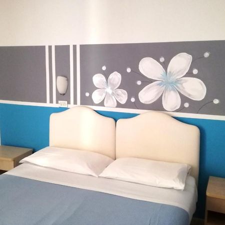 Hotel Serafini Rimini Exterior foto