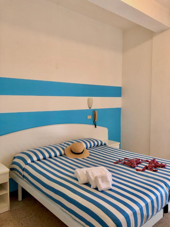 Hotel Serafini Rimini Exterior foto