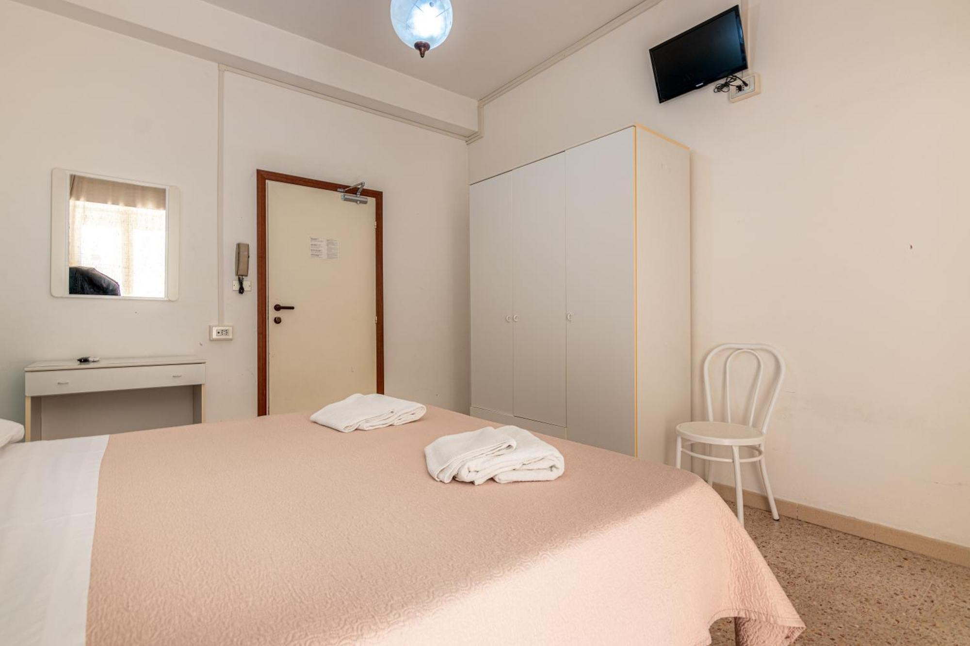 Hotel Serafini Rimini Exterior foto